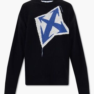 Off white Wool sweater, worn 2/3 times 1 owner great condition.